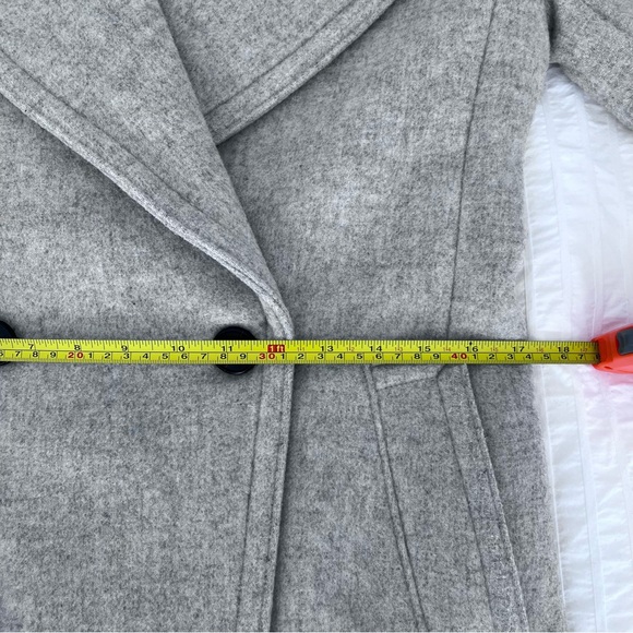 Club Monaco Daylina Wool Trench Coat - Perfect for Early Spring - Size Small - Picture 12 of 16